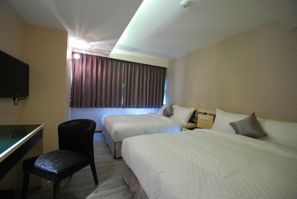 Himhim 旅店 Hotel Taipei Bagian luar foto