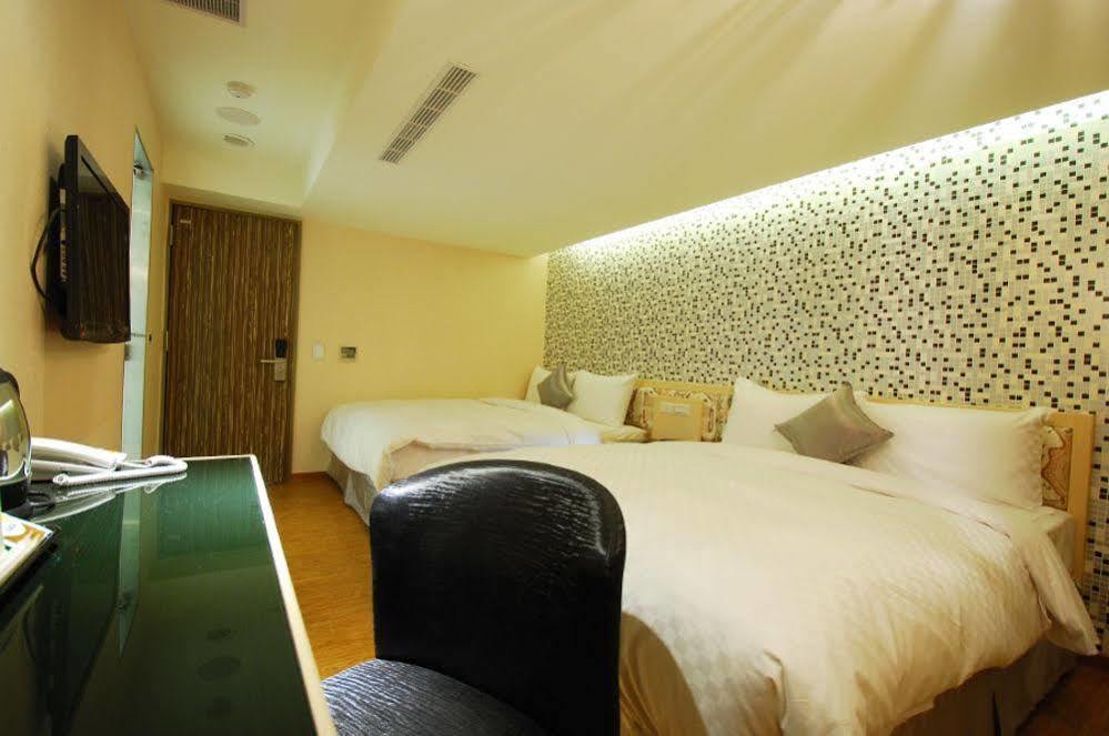 Himhim 旅店 Hotel Taipei Bagian luar foto